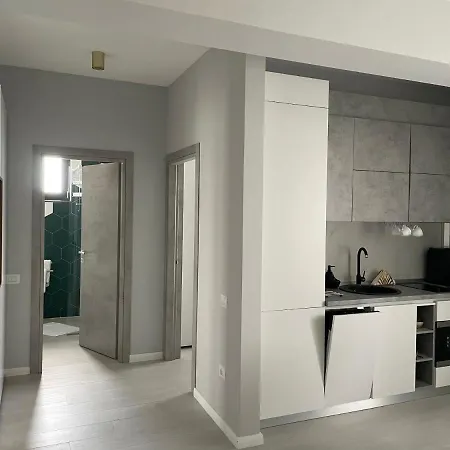 Sia Building Stefan アパート ママイア